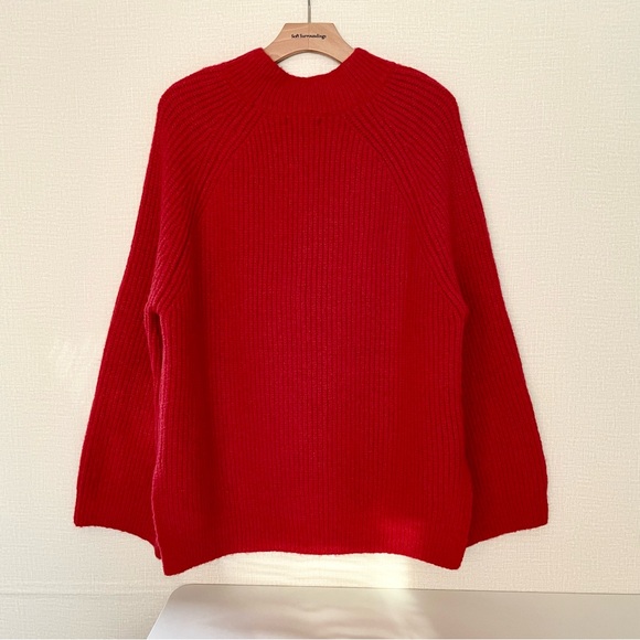 Primark Red, Ribbed, Wide Sleeve, Mockish Neckline, High Low Hemline, Size Large - Picture 7 of 9